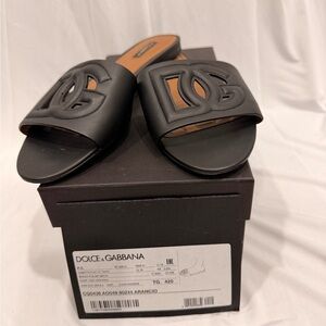 Dolce & Gabbana Black Logo Slides